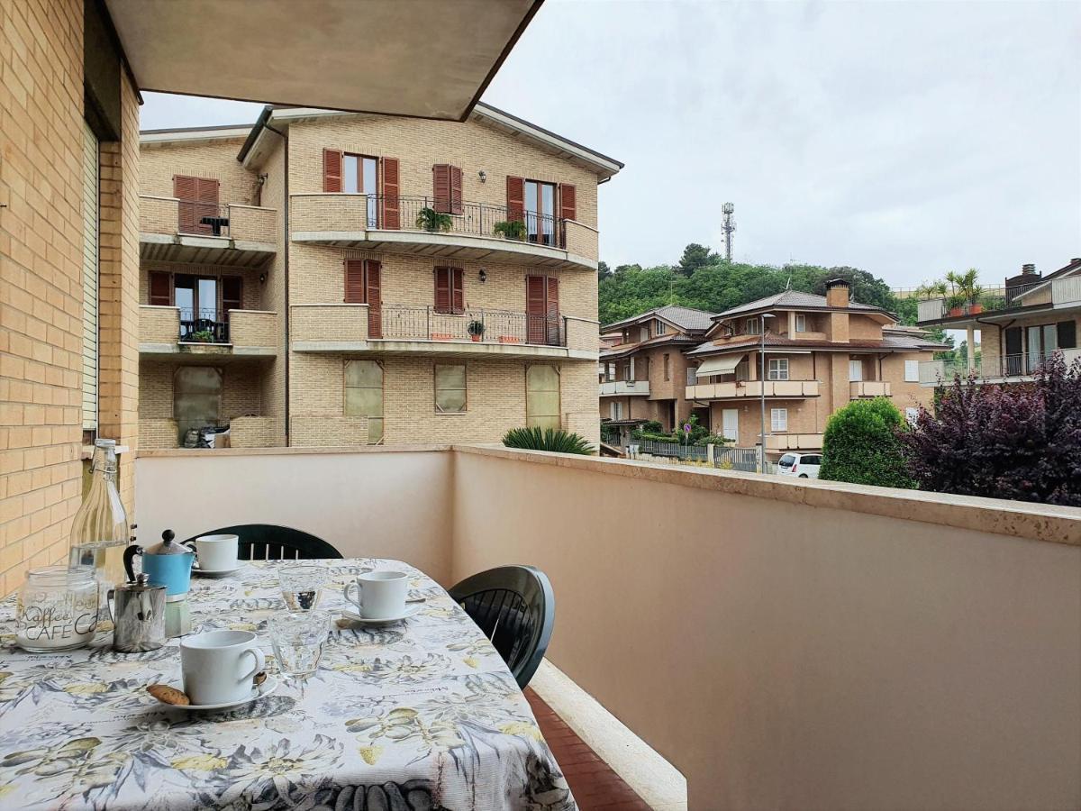 Casa Rossella Daire Porto SantʼElpidio Dış mekan fotoğraf