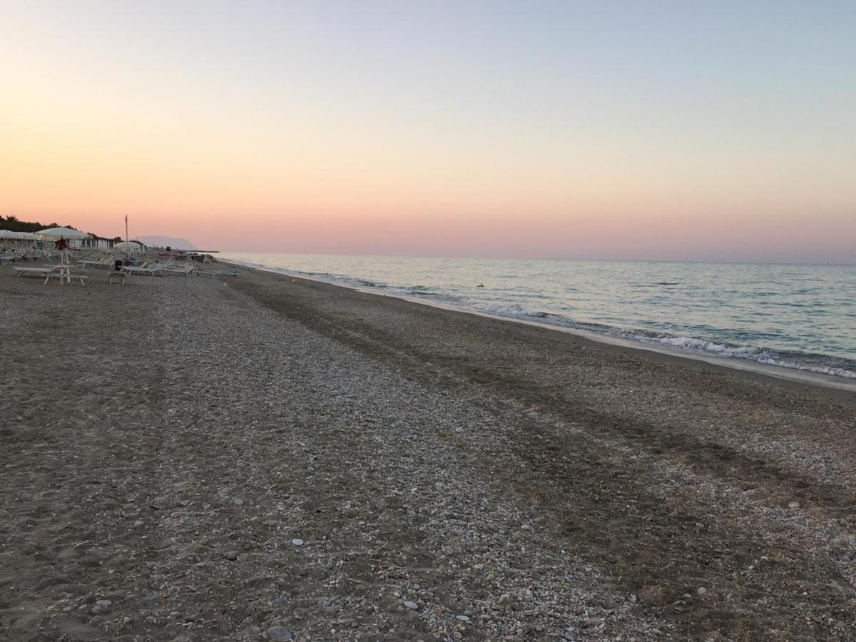 Casa Rossella Daire Porto SantʼElpidio Dış mekan fotoğraf
