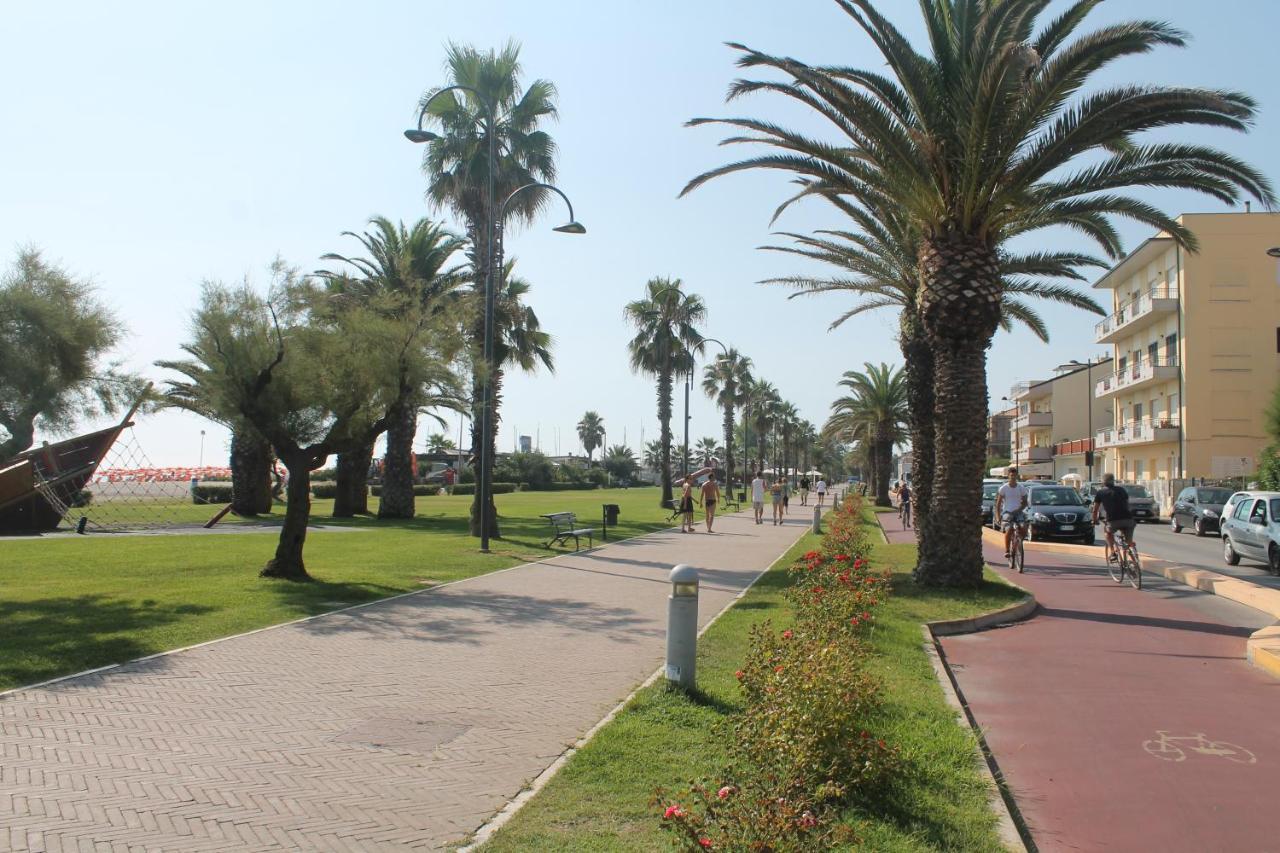 Casa Rossella Daire Porto SantʼElpidio Dış mekan fotoğraf
